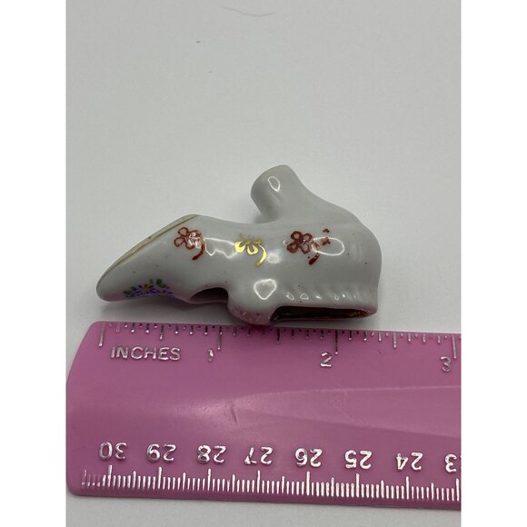 Miniature Porcelain Shoe Figurine With Floral & Gold Details Made In Occupied Ja - Picture 7 of 7